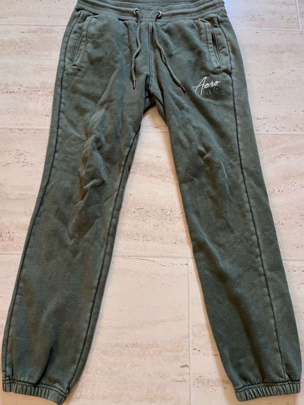 Aeropostale Jogger Sweatpants Womens Small Army Green Aero NY drawstring Graphic